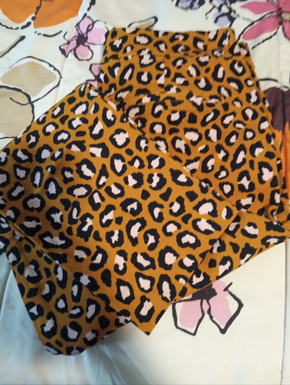 OLD NAVY PIXIE ANKLE